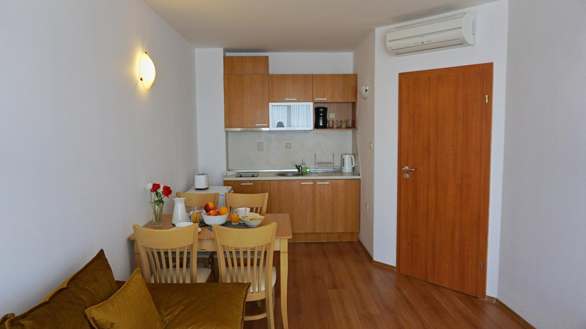 Apartments Sirena First Line - Апартаменти Сирена На Първа Линия Goudstrand Buitenkant foto