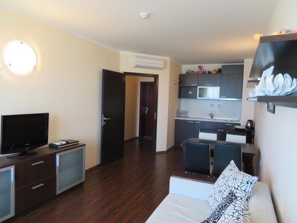 Apartments Sirena First Line - Апартаменти Сирена На Първа Линия Goudstrand Buitenkant foto