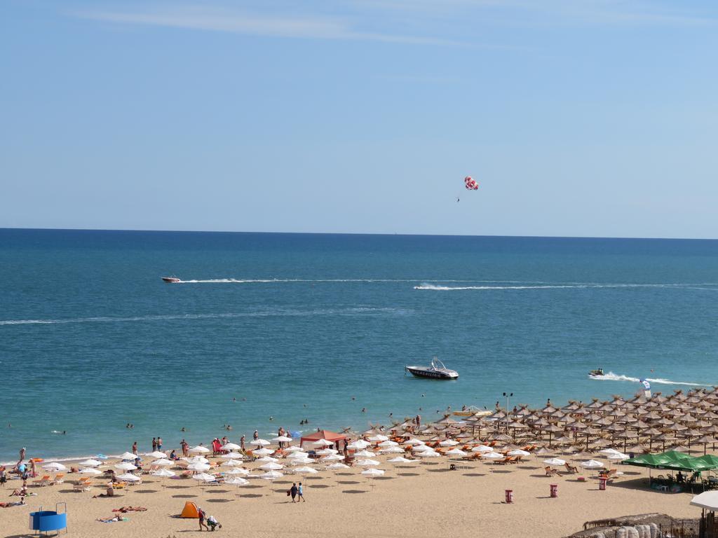 Apartments Sirena First Line - Апартаменти Сирена На Първа Линия Goudstrand Buitenkant foto